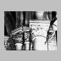 Chapiteaux du transept,   Photo Molinard,  culture.gouv.fr.jpg